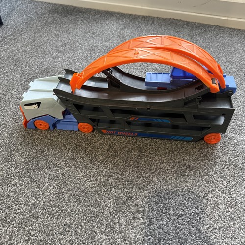 Hot wheels hauler - hauler, with
