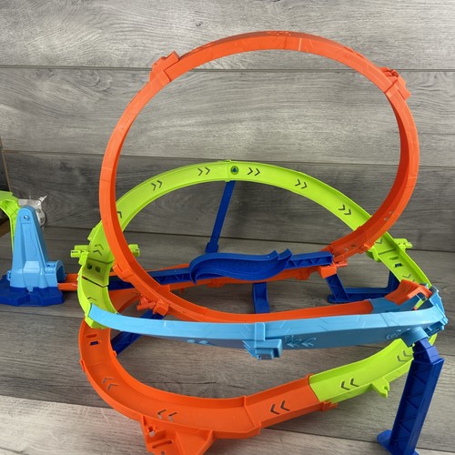 Hot wheels action loop - wheels,