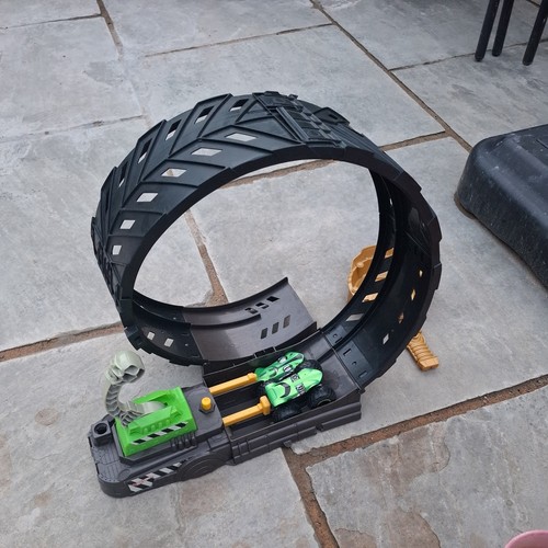 Hot wheels monster trucks - monster,