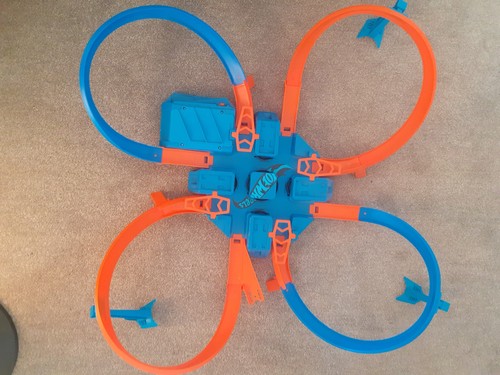 Four loop hot wheels - , track