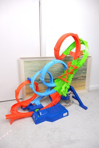 Hot wheels action loop crash - hot, 4