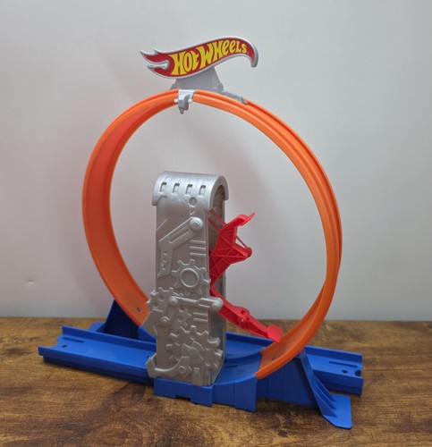Hot wheels quick kick - hot,