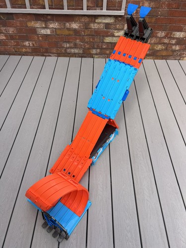 Hot wheels track builder - hot,
