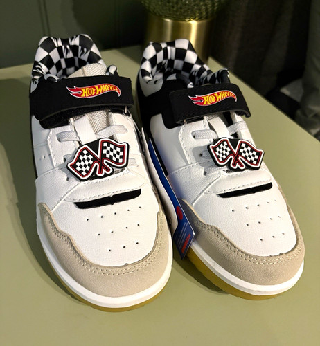 Hot wheels trainers size - , uk